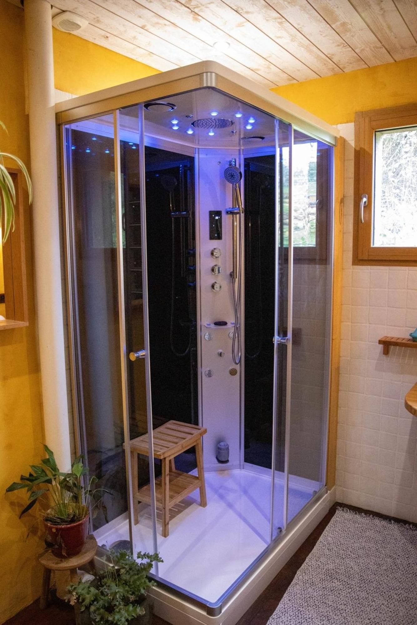 Ecolodge La Belle Verte Saint-M'herve Ngoại thất bức ảnh